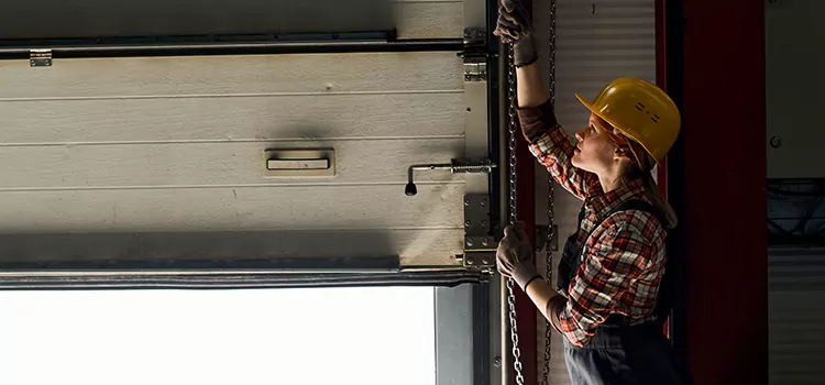 Addressing Common Garage Door Stoppage Issues in Norwich, ON